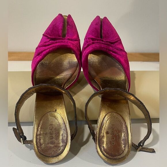 Tom Ford for Gucci Velvet & Crocodile Heels - Picture 7 of 10